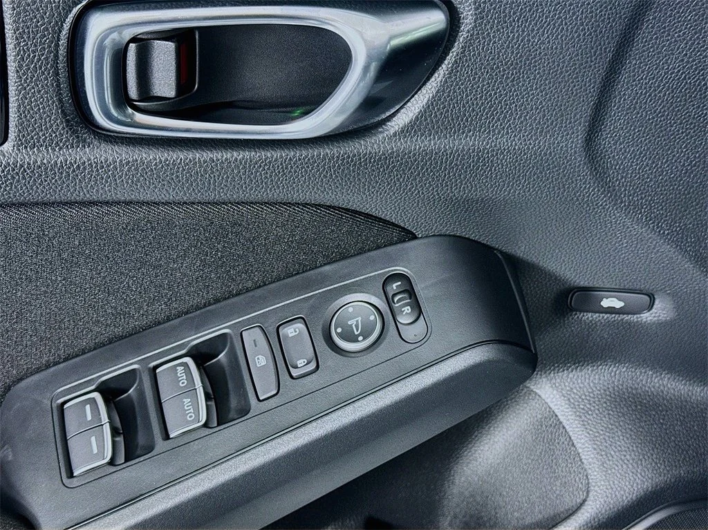 New 2027 Blue Lagoon Pearl Honda Hybrid image 26