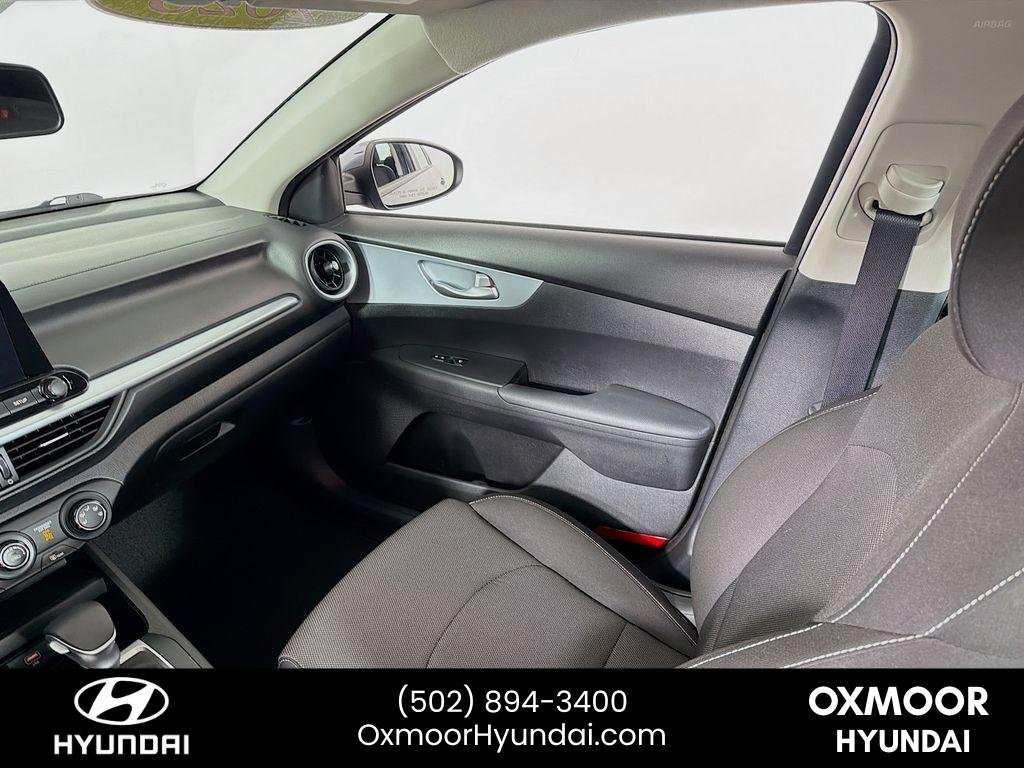 Used 2023 Gravity Gray Kia LXS image 21