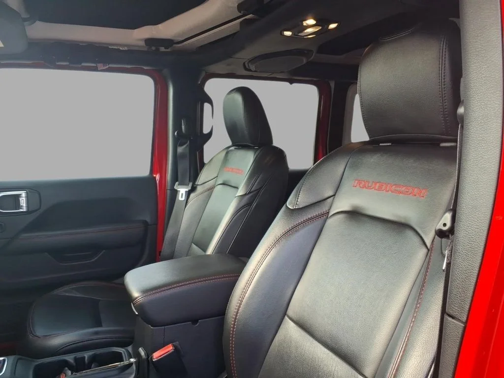 Used 2021 Red Jeep Unlimited Rubicon image 17