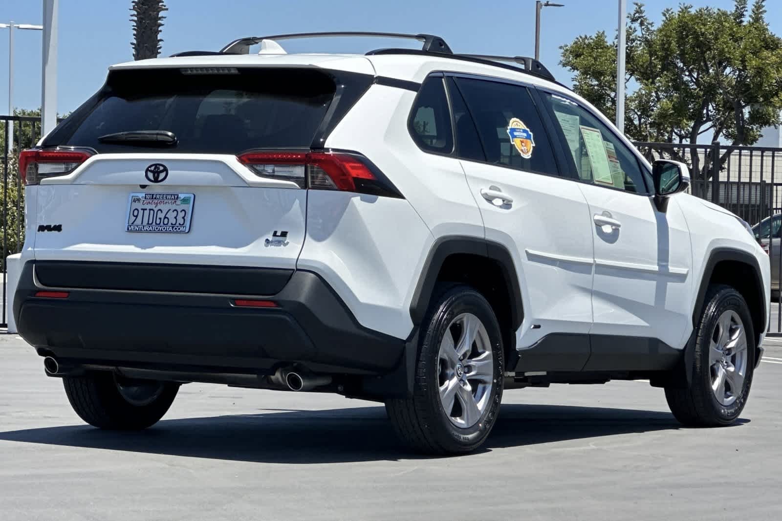 Certified Used 2025 Ice Cap Toyota LE image 4