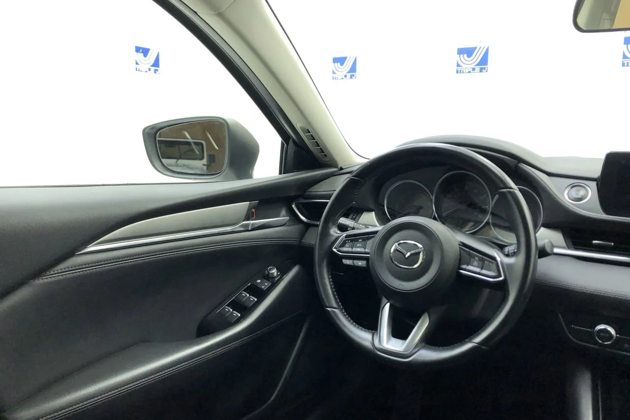 Used 2021 Snowflake White Pearl Mazda Grand Touring image 17
