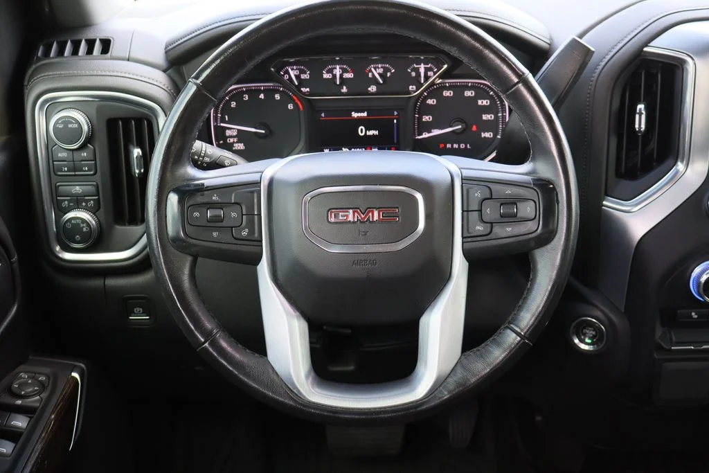 Used 2020 Blue GMC SLE image 13