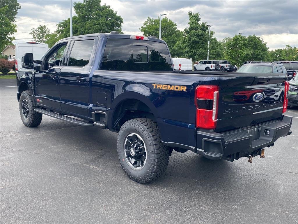 Used 2023 Antimatter Blue Metallic Ford LARIAT image 9