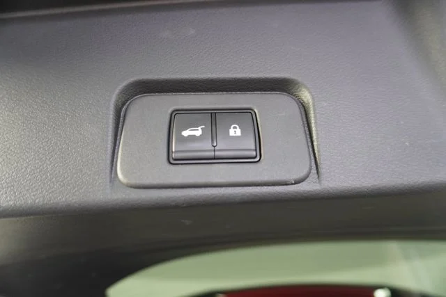 Used 2023 Black Nissan Platinum image 39