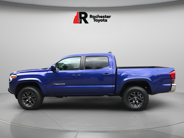 Used 2023 Blue Toyota SR5 image 4
