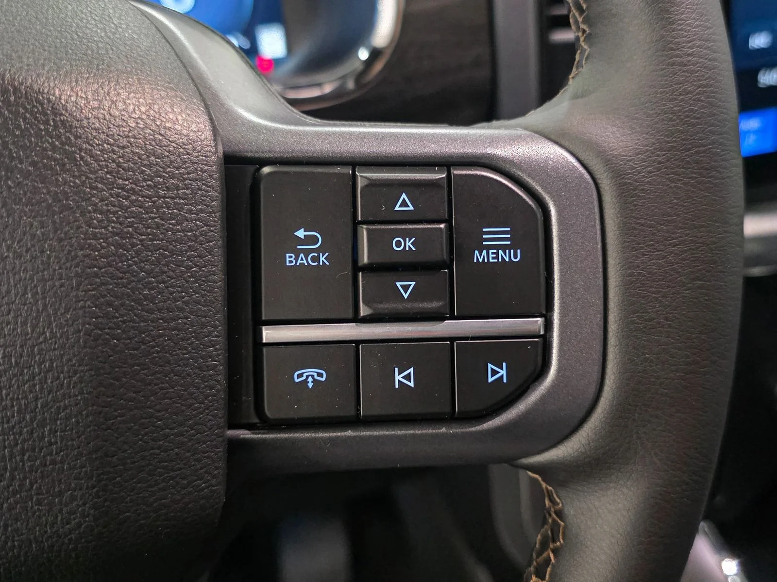 New 2026 Agate Black Metallic Ford Lariat® image 36