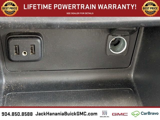 Used 2022 White Chevrolet Z71 image 24