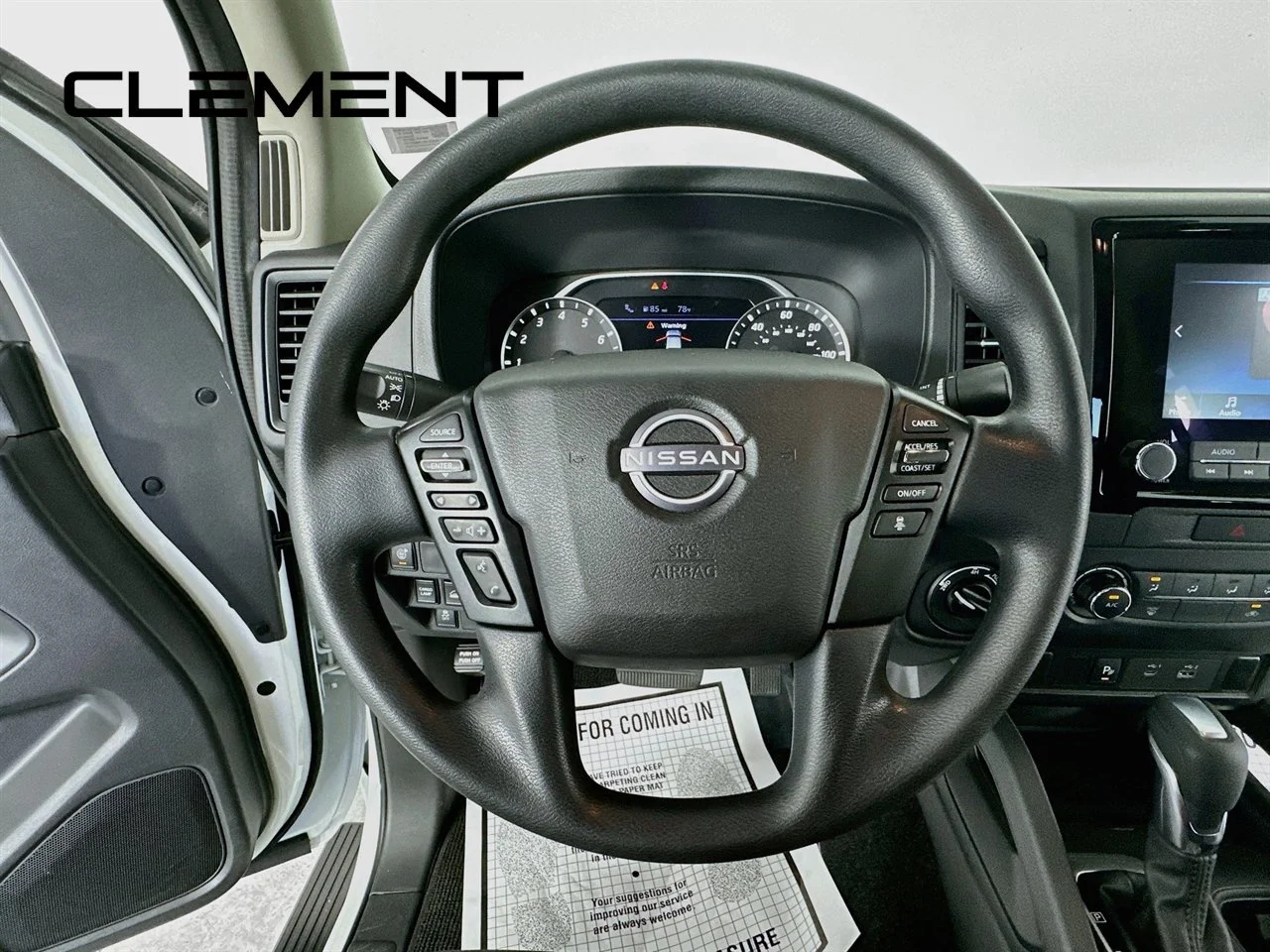 Certified Used 2022 Glacier White Nissan S image 15