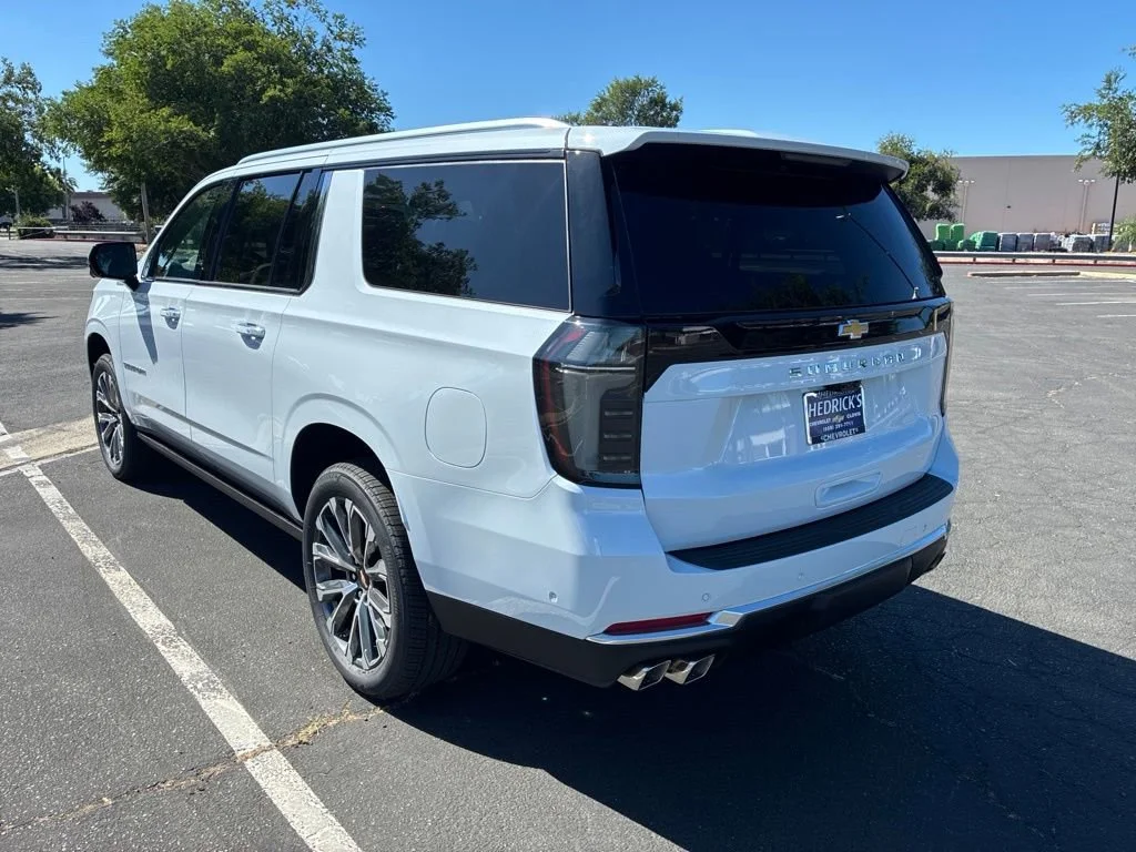 New 2026 Polar White Tricoat Chevrolet High Country image 5