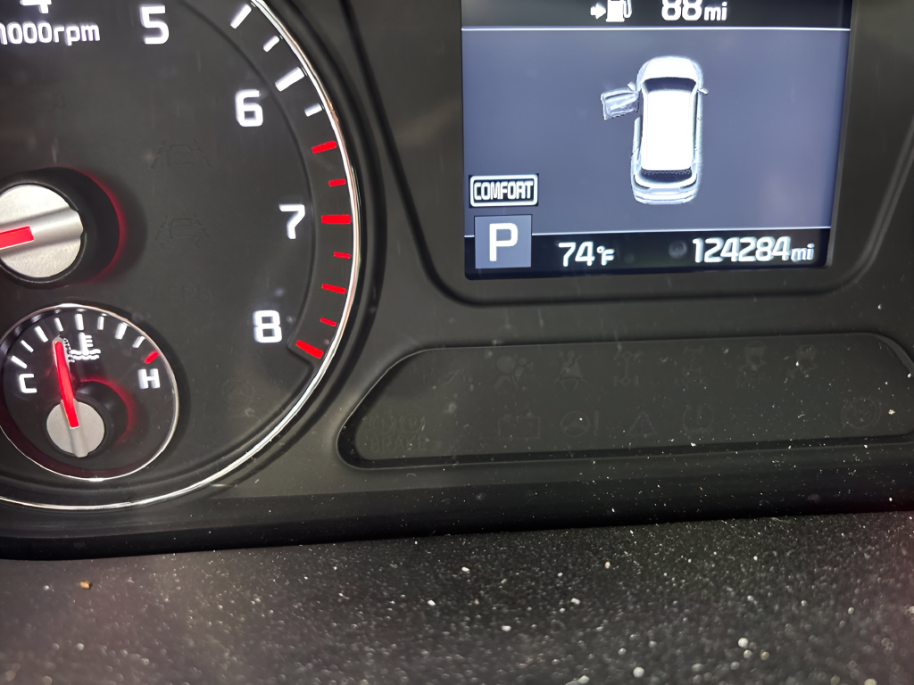 Used 2020 Red Kia LX image 16
