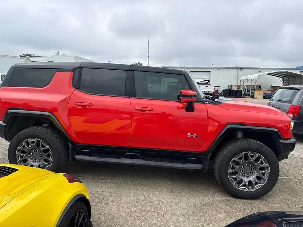 Used 2025 Solar Orange GMC 3X image 15