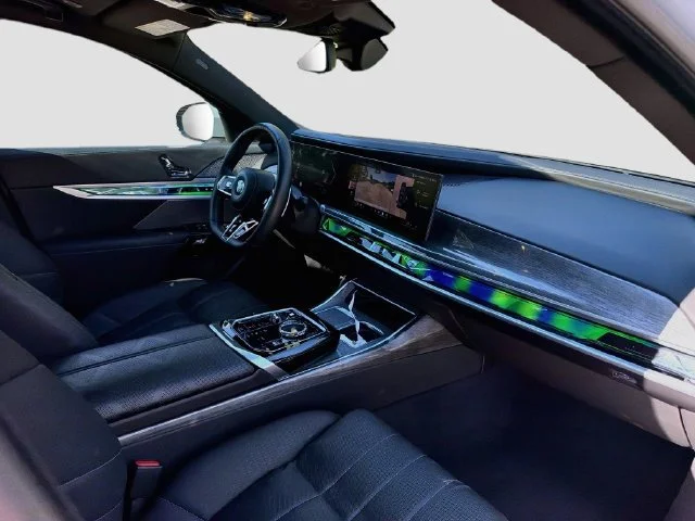 2024 BMW 7 Series 760i - Photo 14
