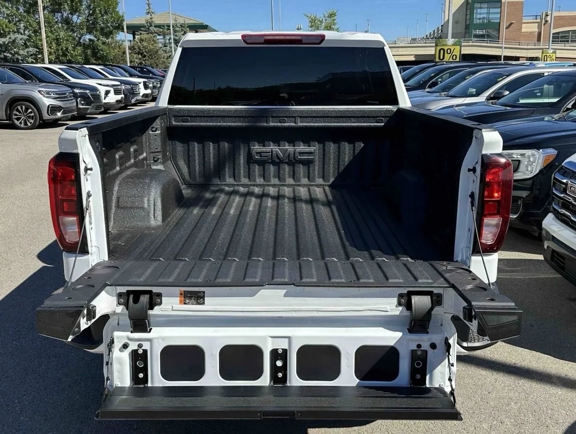 New 2026 Summit White GMC Elevation image 9