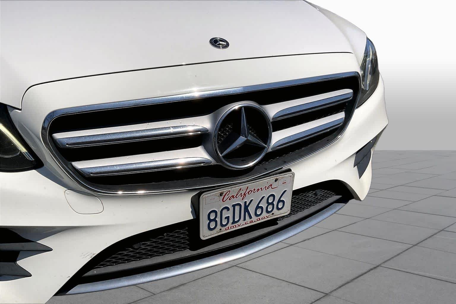 Used 2019 Polar White Mercedes-Benz E 450 image 29