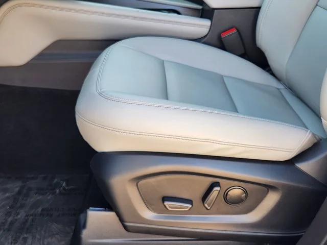New 2026 Star White Metallic Tri-Coat Ford Active image 24