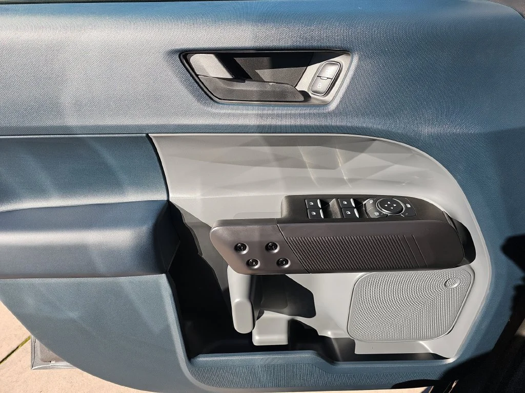 New 2026 Carbonized Gray Metallic Ford XLT image 26