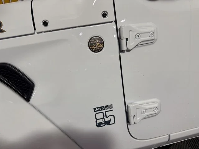 New 2026 Bright White Clear-Coat Exterior Paint Jeep 85th Anniversary image 10