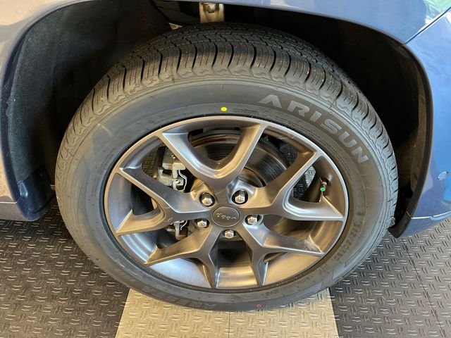 Used 2020 Blue Jeep Limited X image 10