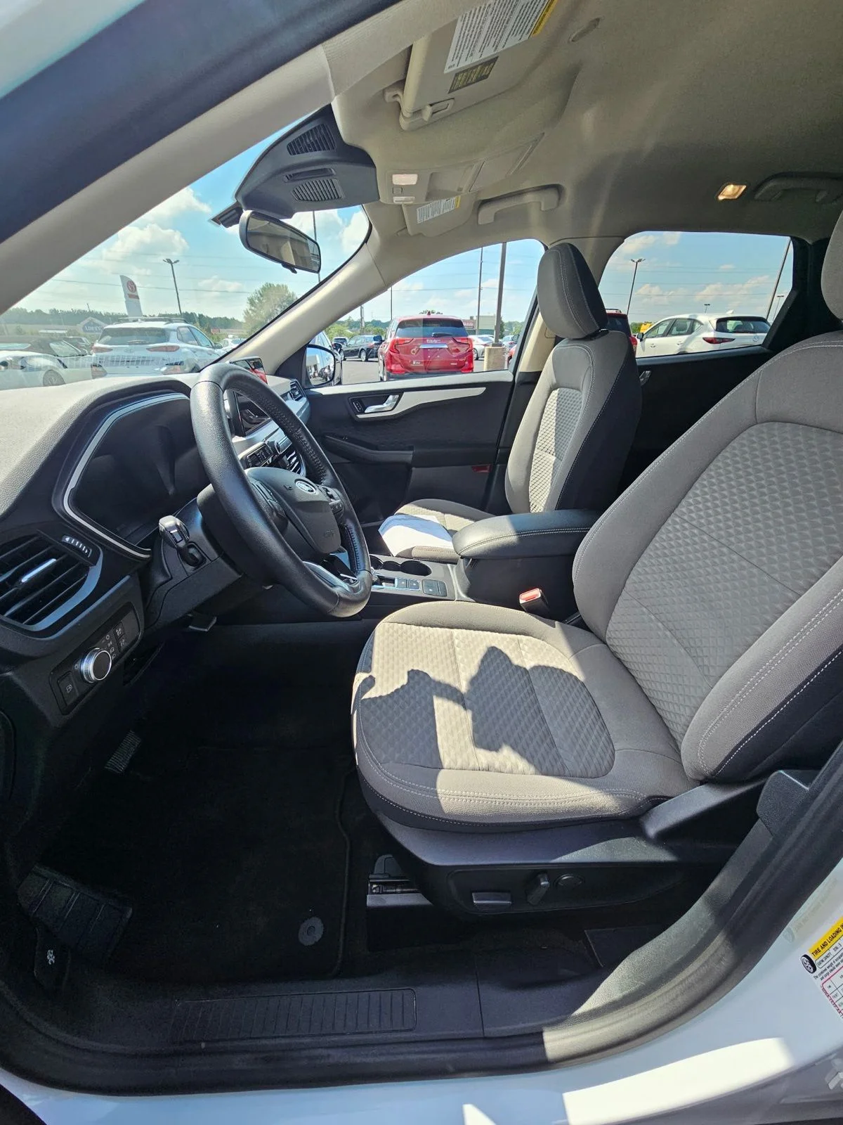 Used 2020 White Ford SE Sport image 10