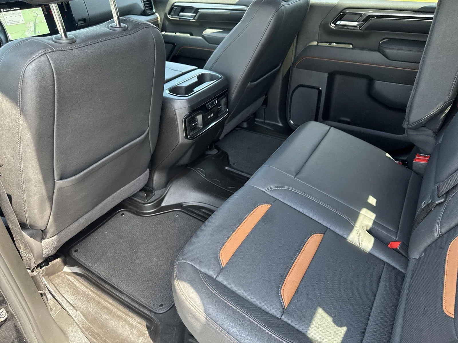 Used 2024 Onyx Black GMC AT4 image 27