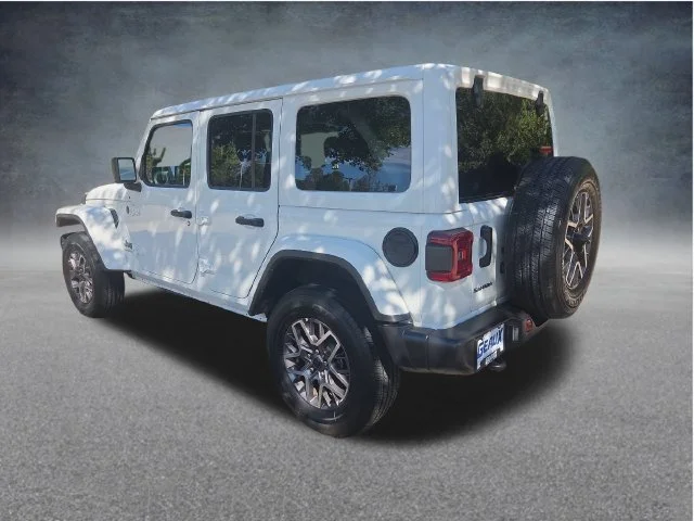 Used 2026 White Jeep Sahara image 5