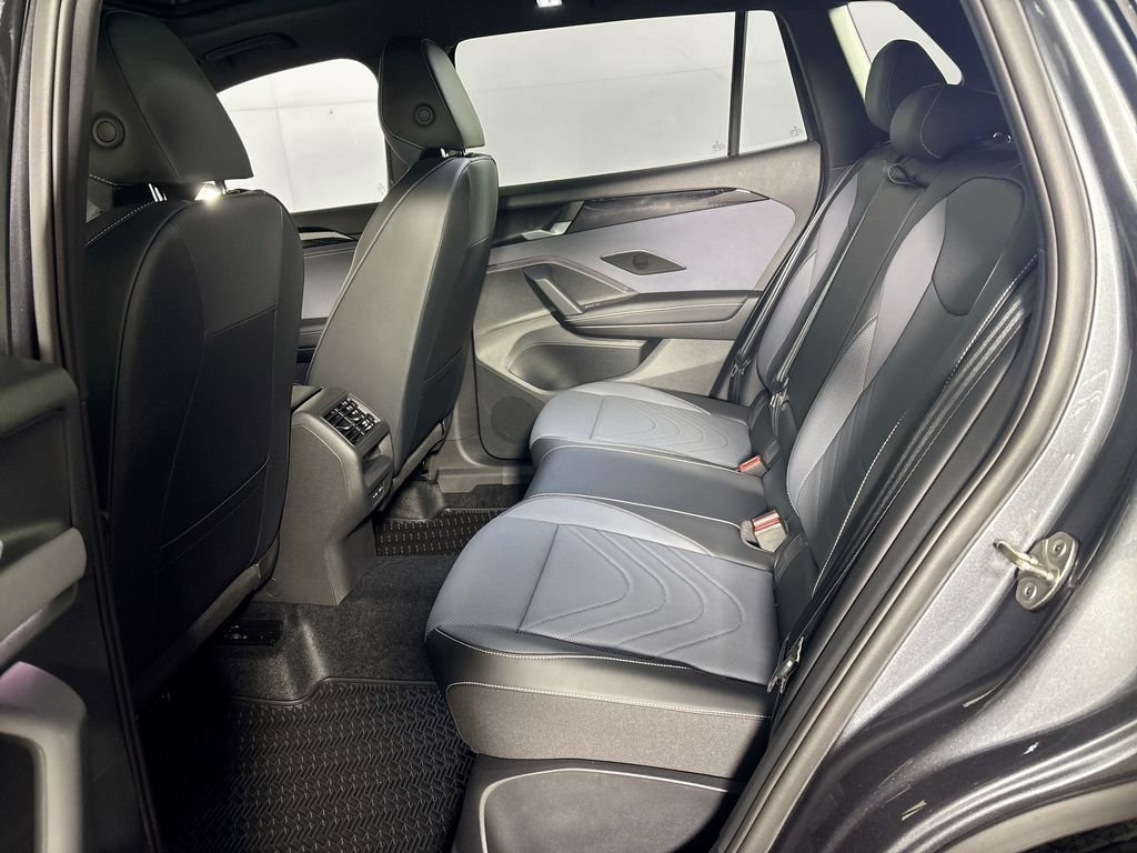 New 2026 Platinum Gray Metallic Volkswagen SE R-Line Black image 20