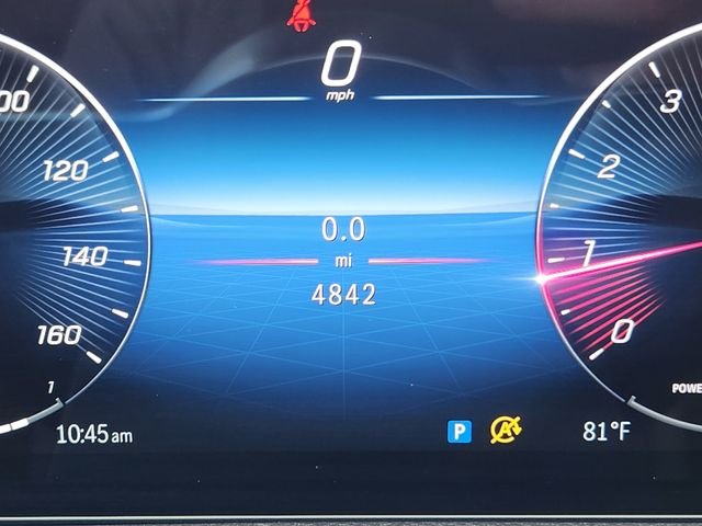 Used 2026 White Mercedes-Benz GLB 250 image 30