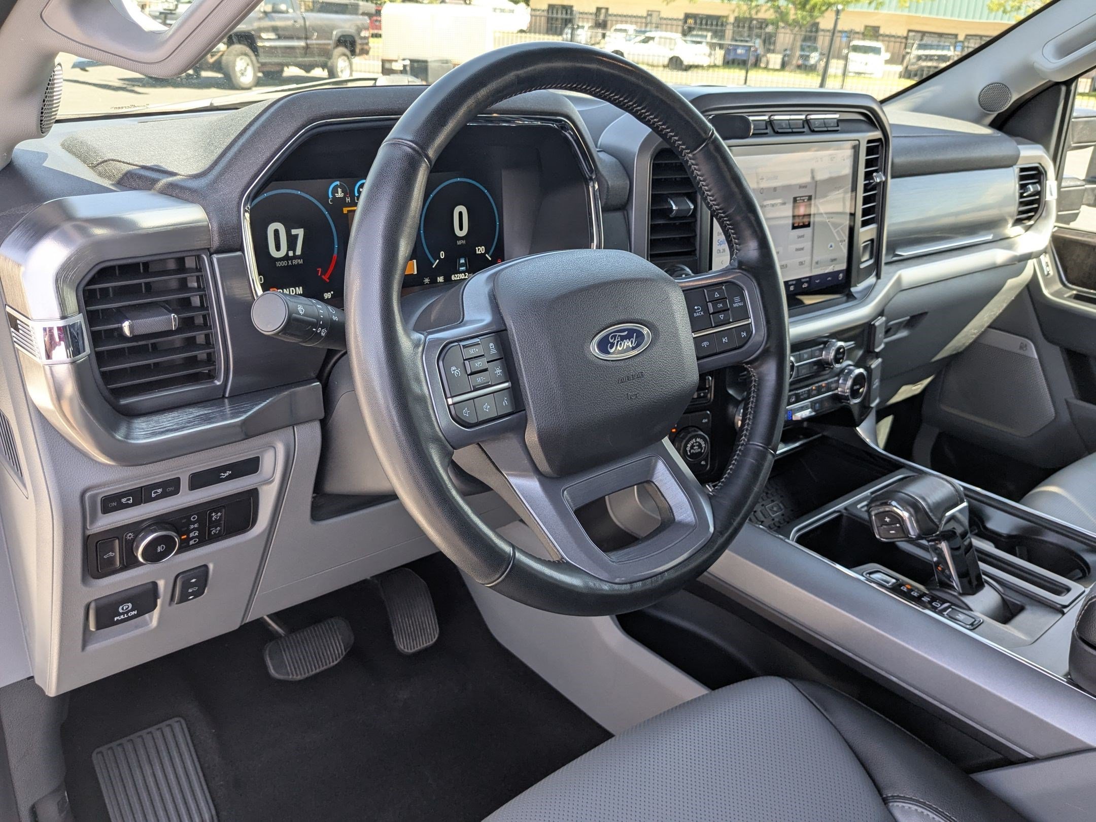 Used 2023 Oxford White Ford LARIAT image 17