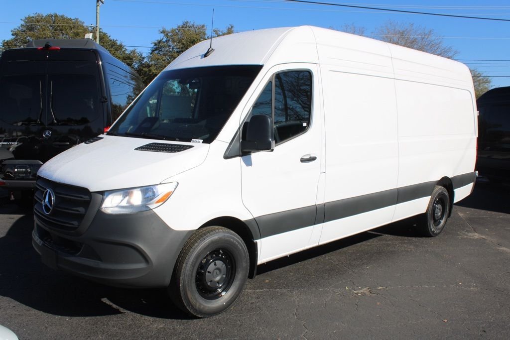 New 2026 Arctic White Mercedes-Benz Cargo 170 WB image 5