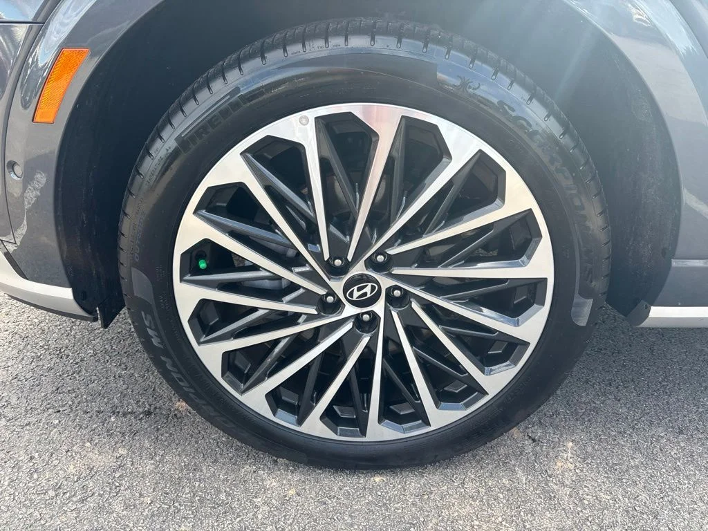 New 2026 Gray Hyundai Calligraphy image 11