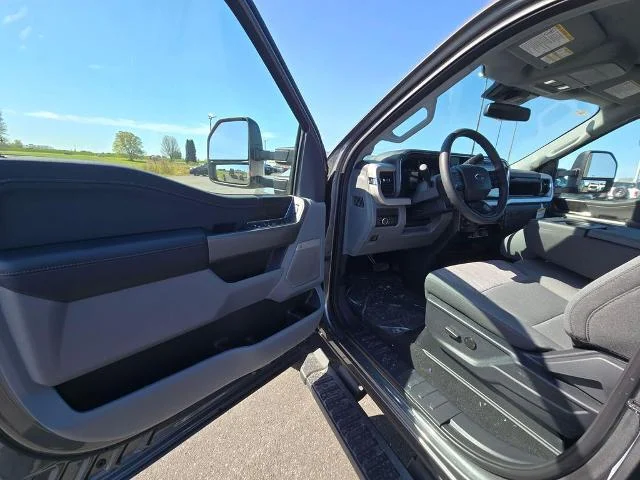 New 2026 Carbonized Gray Metallic Ford F-350® XLT image 47