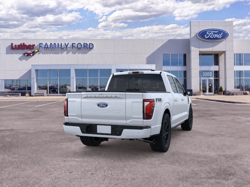 New 2026 Star White Metallic Tri-Coat Ford Platinum image 38