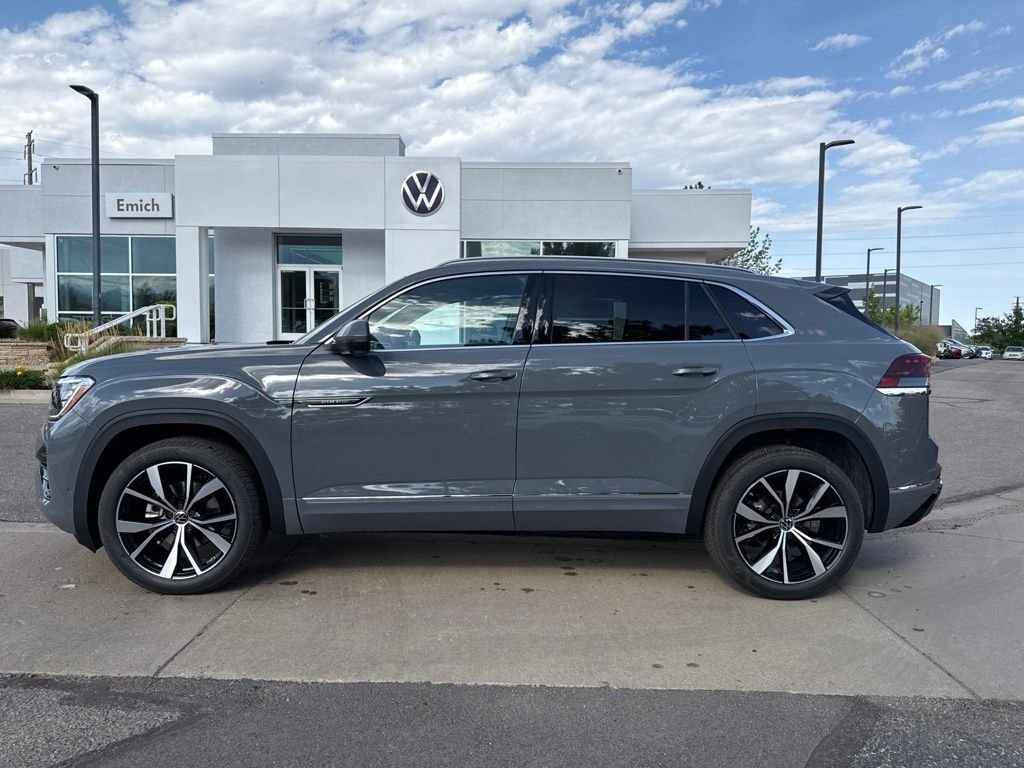New 2026 Pure Gray Volkswagen SEL Premium R-Line image 2