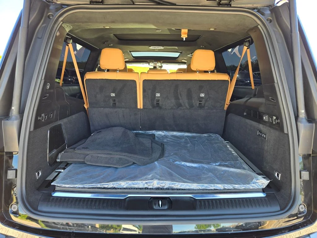 Used 2025 Black Jeep Series III image 35