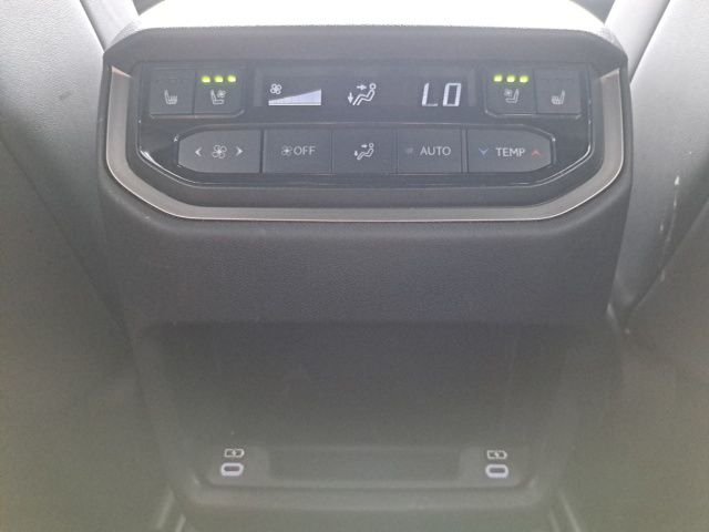 Used 2024 Silver Lexus 500h F SPORT Premium image 28