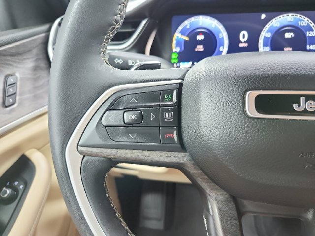 Used 2024 White Jeep Limited image 23