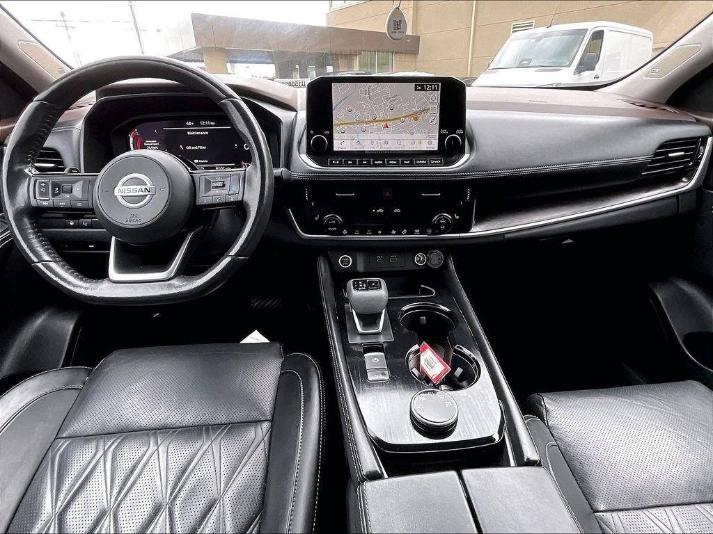 Used 2021 Blue Nissan Platinum image 21