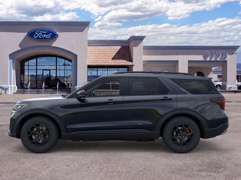 New 2026 Agate Black Metallic Ford Tremor® image 3