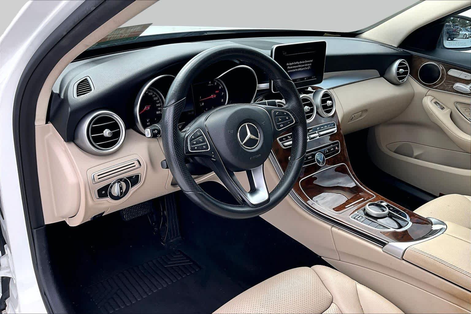 Used 2018 Polar White Mercedes-Benz C 300 image 17