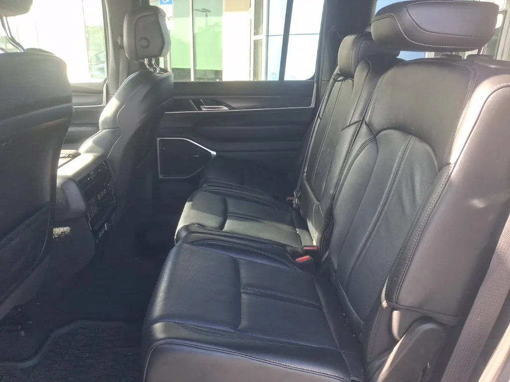 Used 2024 White Jeep Series II image 27