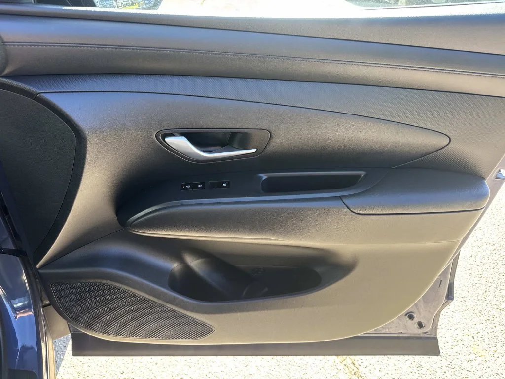 Used 2025 Blue Hyundai SEL image 26
