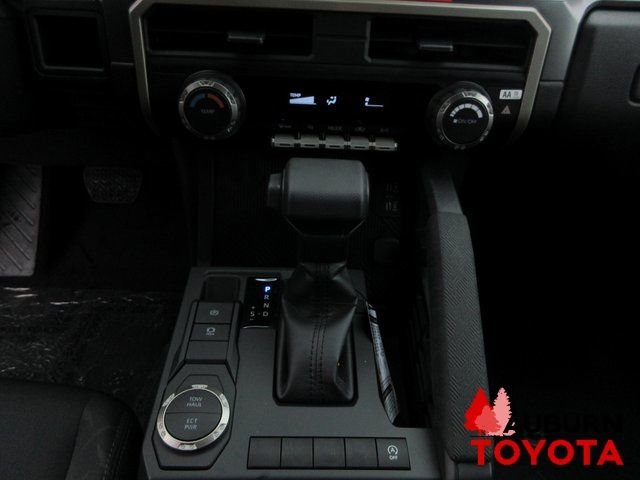 2026 Toyota Tacoma SR5 - Photo 11