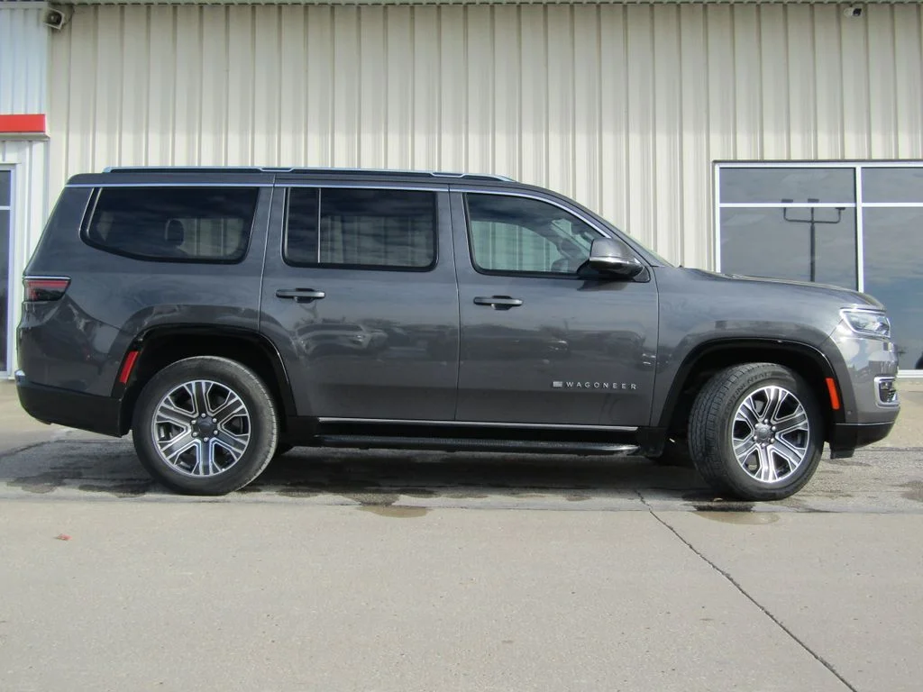 Used 2022 Gray Jeep Series III image 2