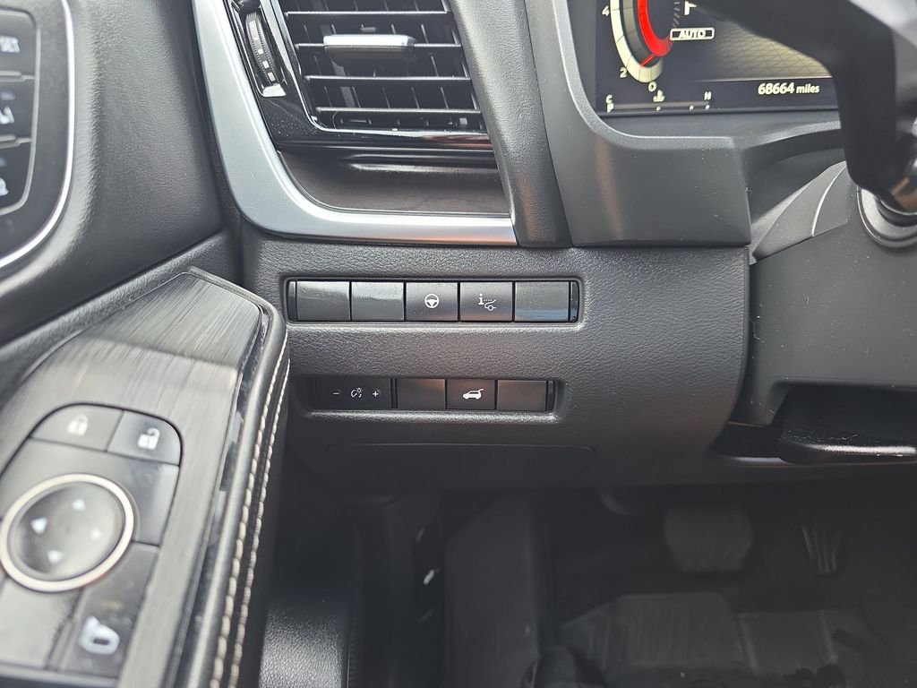 2021 Nissan Rogue Platinum - Photo 19