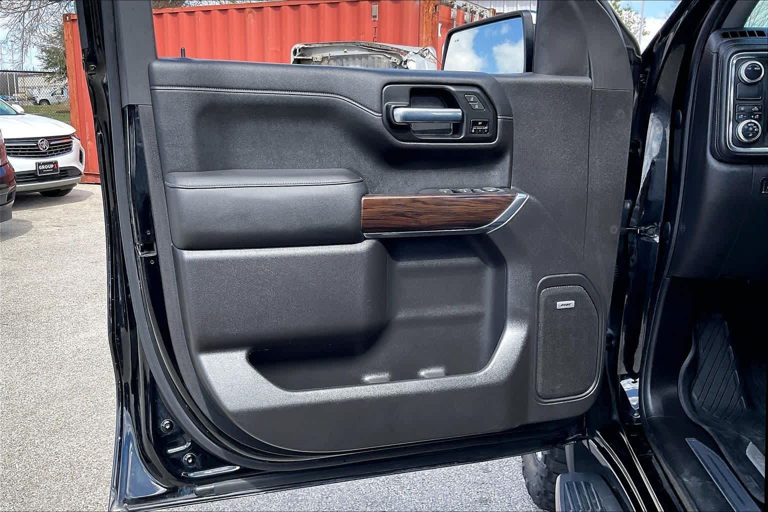 Used 2020 Onyx Black GMC SLT image 21