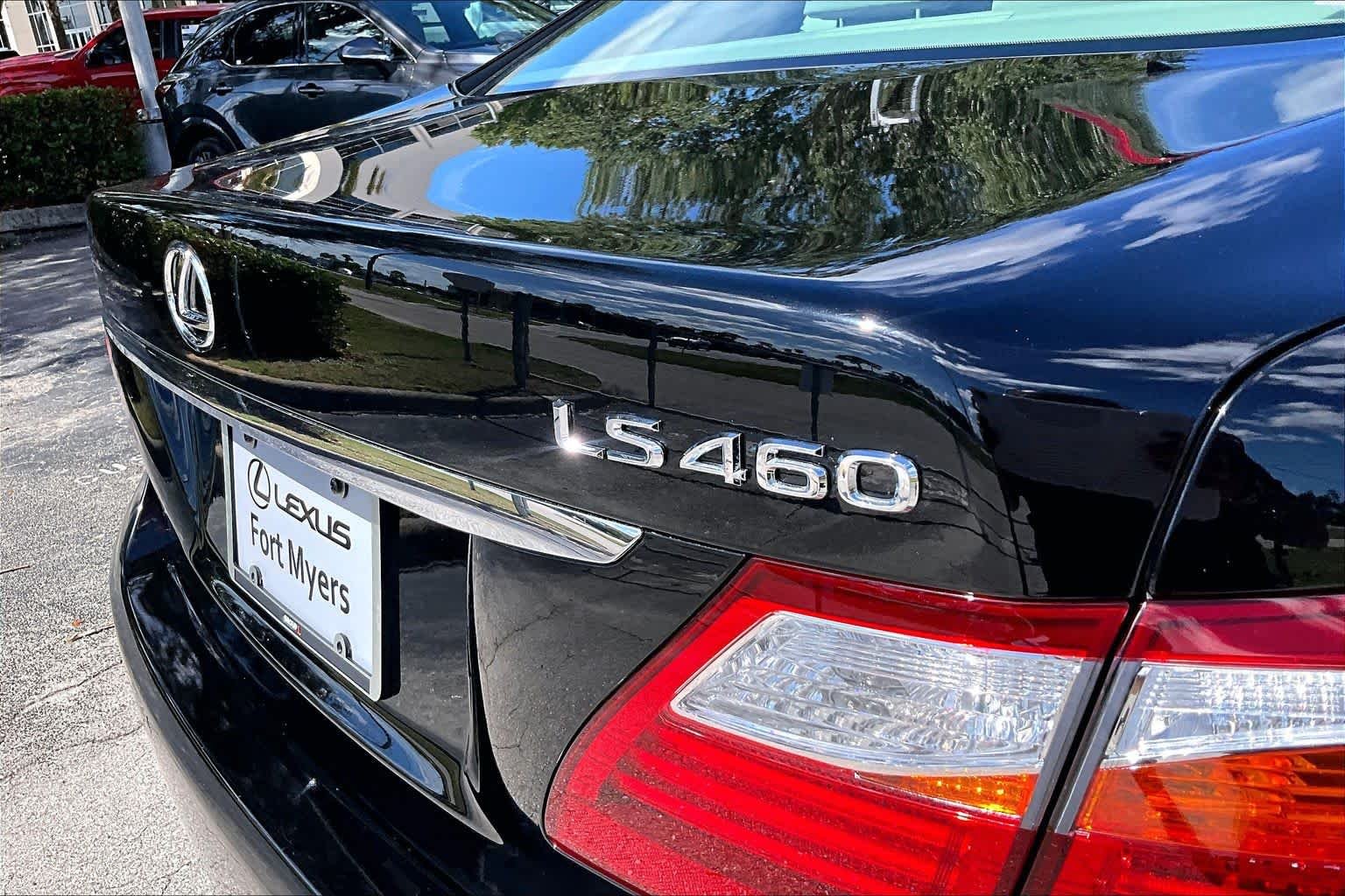 Used 2012 Obsidian Lexus  image 9