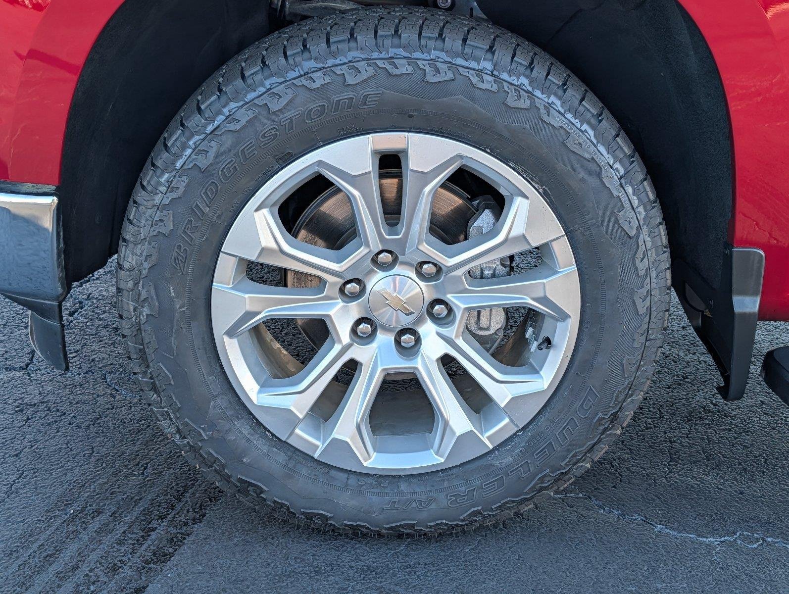 2024 Chevrolet Silverado 1500 LTZ - Photo 10