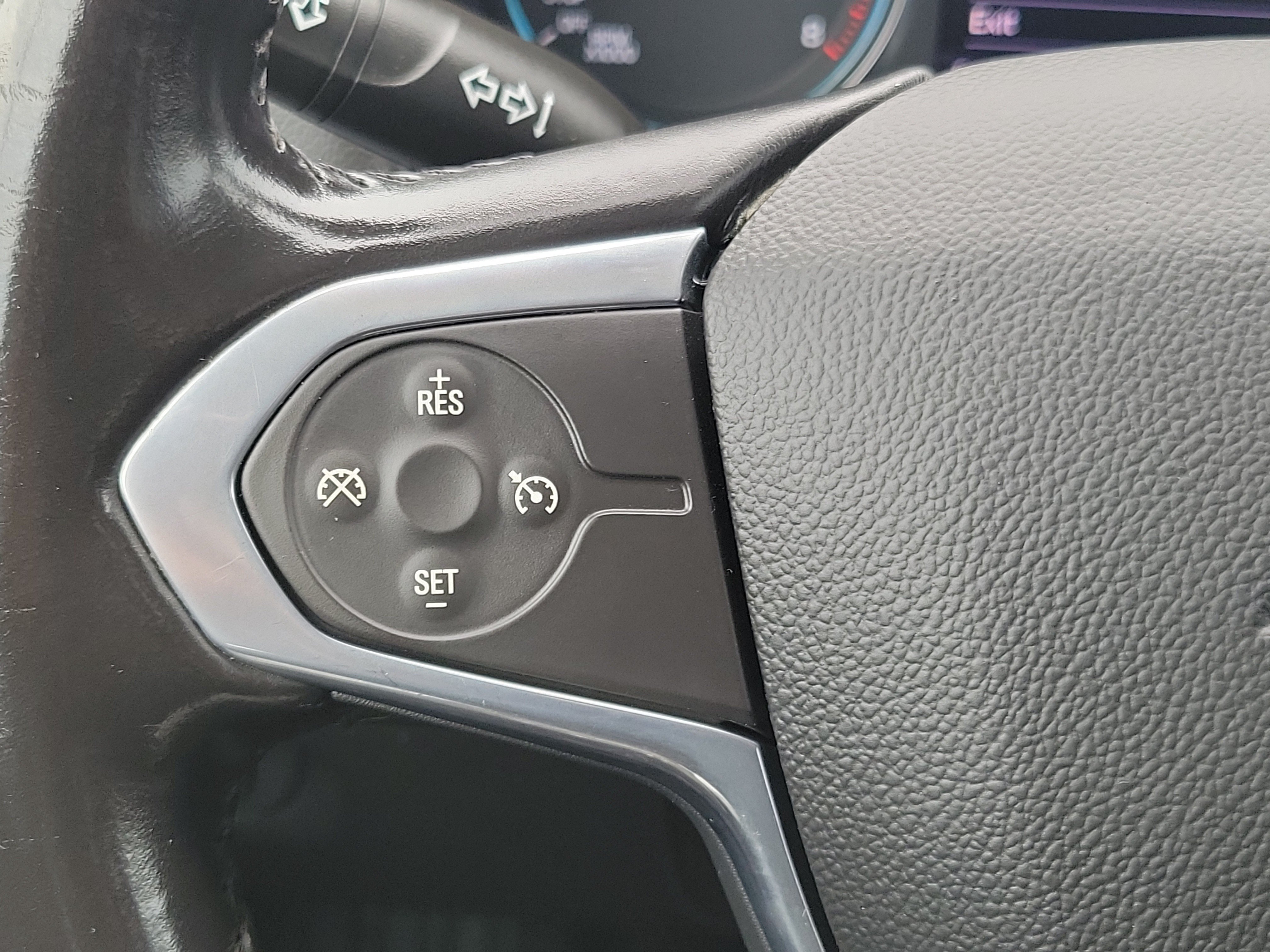Used 2021 Graphite Metallic Chevrolet LT Cloth image 24