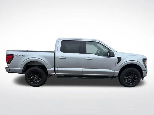 New 2026 Iconic Silver Metallic Ford XLT image 13