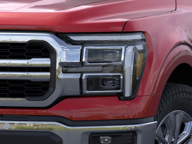 New 2026 Ruby Red Metallic Tinted Clearcoat Ford Lariat image 31